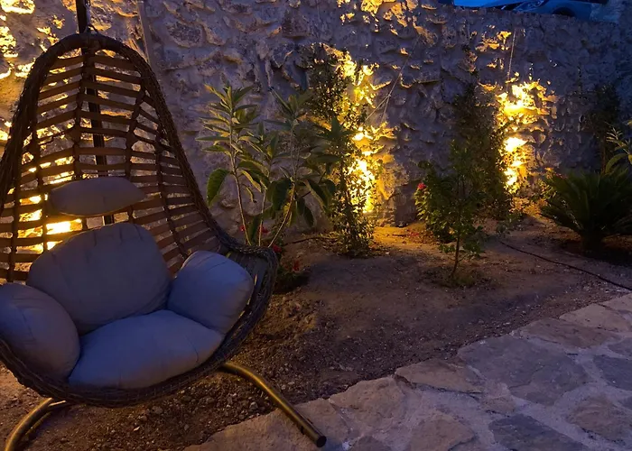 아파트 Rustic Modern Patio With Shared Pool Akcapinar (Mugla)